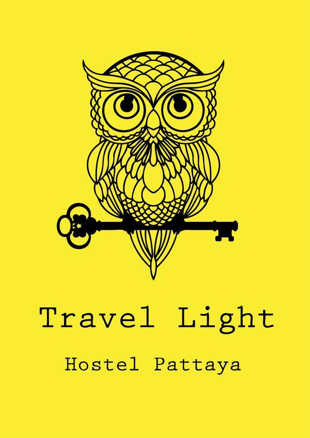 Travel Light Hostel Pattaya Buitenkant foto